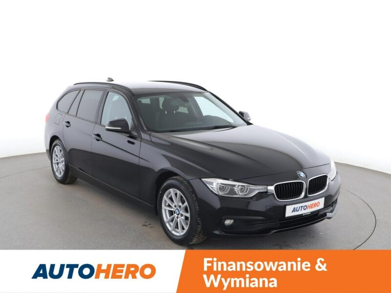 BMW 318 2.0d Automat Advantage Klimatronik Tempomat Navi Grzane Fotele PDC LED F30/F31 (2012-)