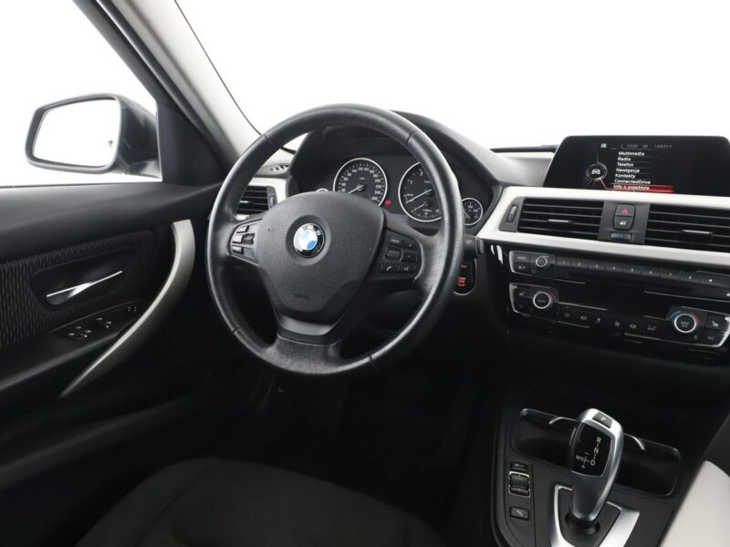 BMW 318 2.0d Automat Advantage Klimatronik Tempomat Navi Grzane Fotele PDC LED F30/F31 (2012-)