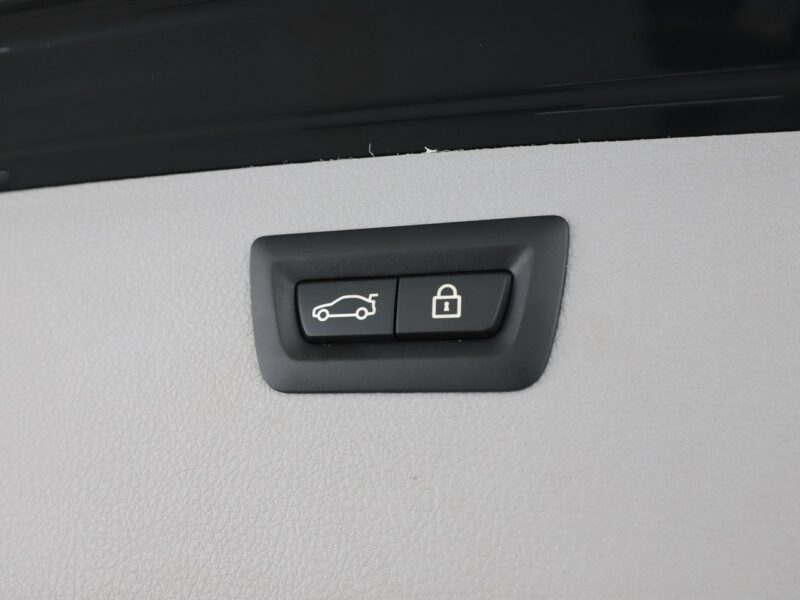 BMW 318 2.0d Automat Advantage Klimatronik Tempomat Navi Grzane Fotele PDC LED F30/F31 (2012-)
