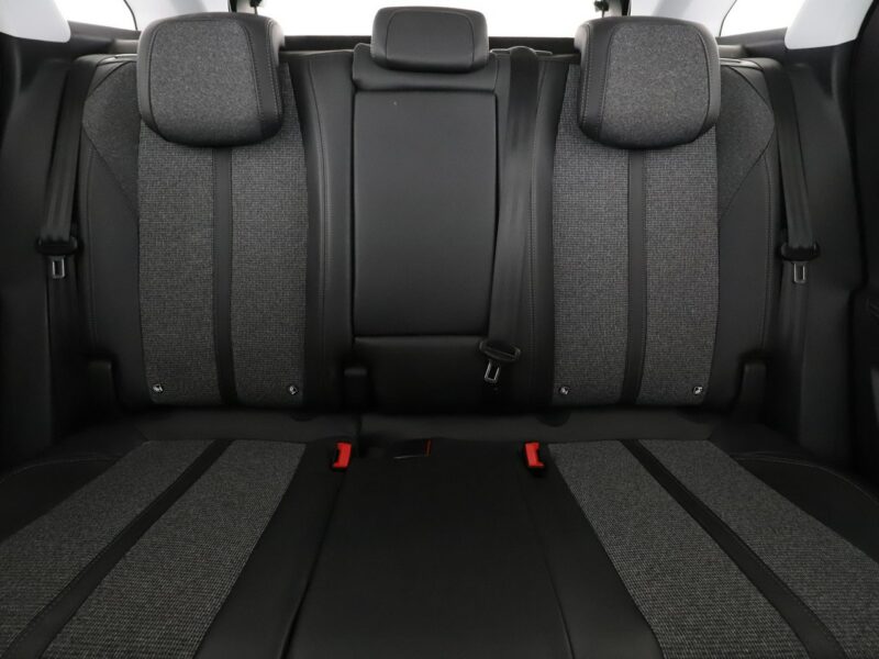 Peugeot 3008 navi virtual cocpik półskóra kamera i czujniki parkowania II (2016-)