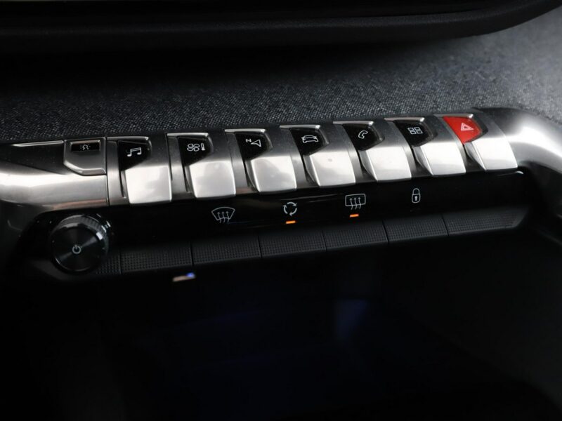 Peugeot 3008 navi virtual cocpik półskóra kamera i czujniki parkowania II (2016-)