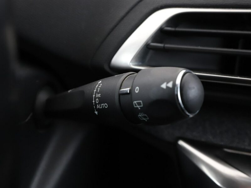 Peugeot 3008 navi virtual cocpik półskóra kamera i czujniki parkowania II (2016-)