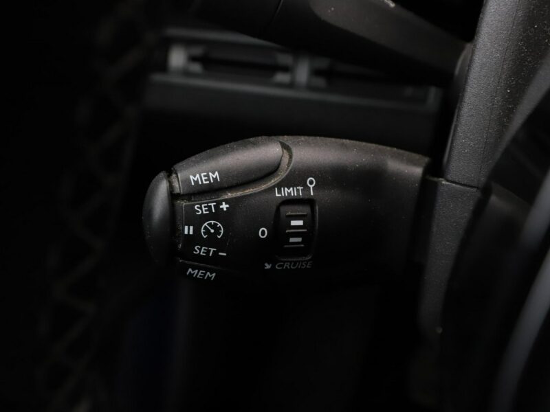 Peugeot 3008 navi virtual cocpik półskóra kamera i czujniki parkowania II (2016-)
