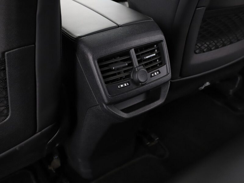Peugeot 3008 navi virtual cocpik półskóra kamera i czujniki parkowania II (2016-)