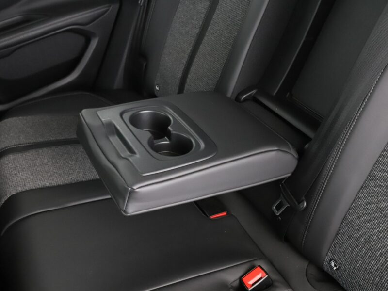 Peugeot 3008 navi virtual cocpik półskóra kamera i czujniki parkowania II (2016-)