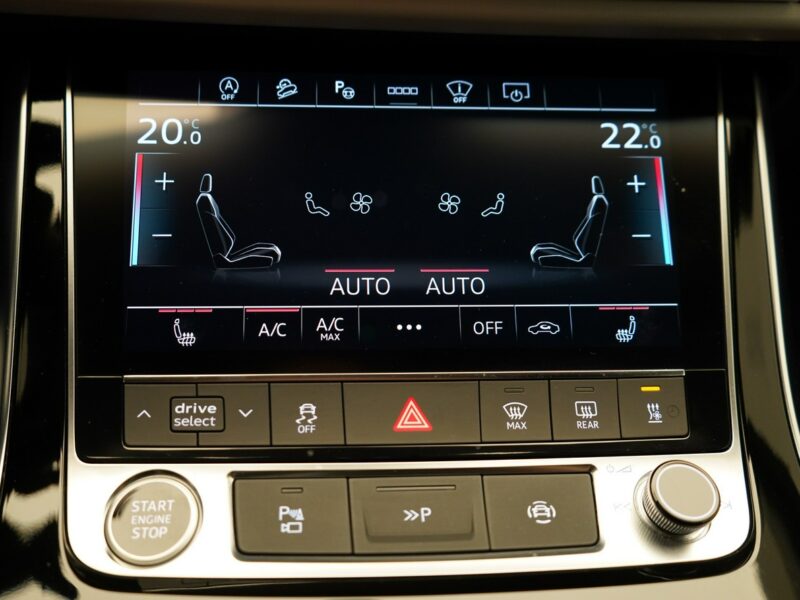 Audi Q8 3.0 TDI 286KM Quattro Sline Oś skrętna Matrix B&O Advance Noktowizor