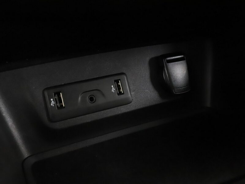 Renault Kadjar navi klima auto czujniki parkowania multifunkcja I (2015-)
