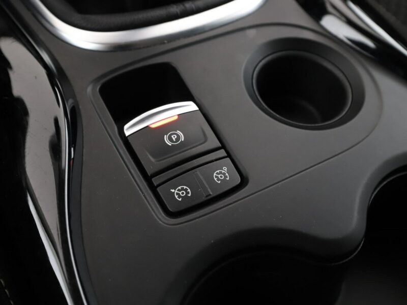 Renault Kadjar navi klima auto czujniki parkowania multifunkcja I (2015-)