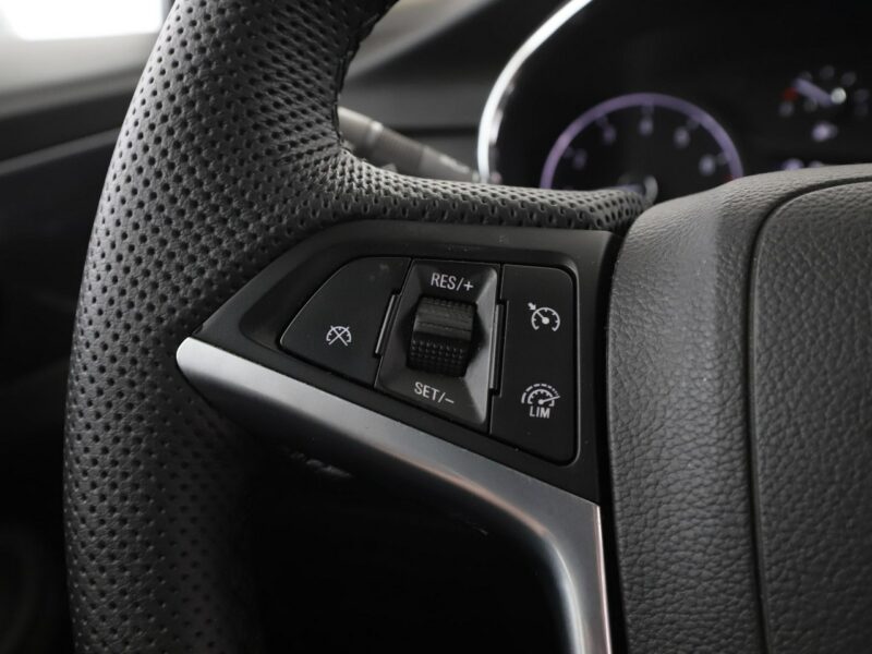 Opel Mokka Innovation automat skóra navi kamera grzane fotele +kier. klima-auto t I (2012-2019)