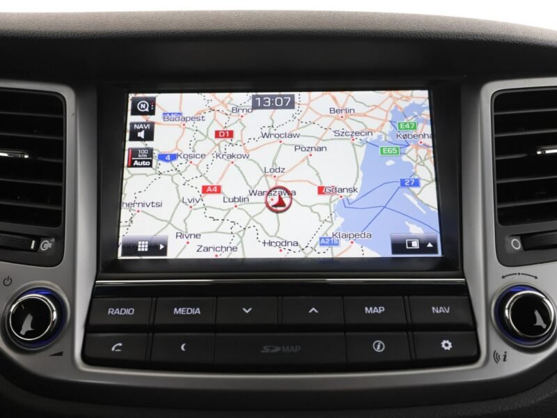 Hyundai Tucson navi klima czujniki parkowania grzane fotele III (2015-2020)