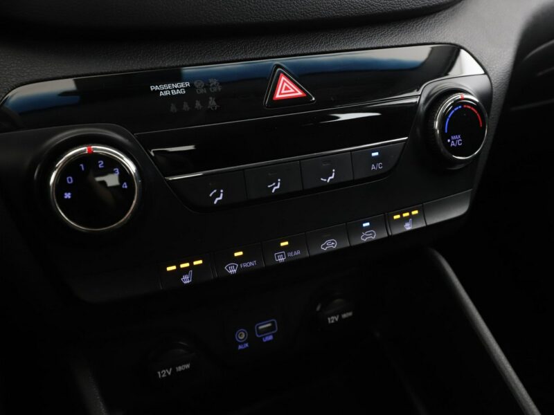 Hyundai Tucson navi klima czujniki parkowania grzane fotele III (2015-2020)