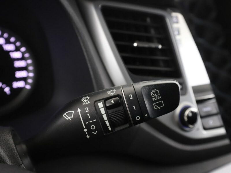 Hyundai Tucson navi klima czujniki parkowania grzane fotele III (2015-2020)