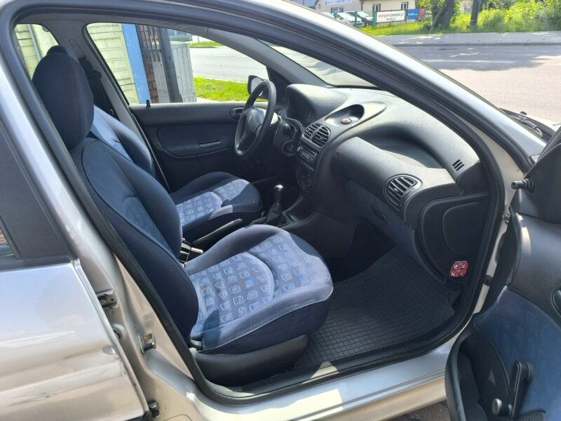 Peugeot 206 1.1i Benzyna