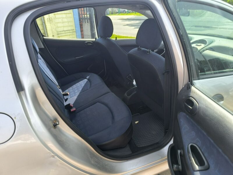 Peugeot 206 1.1i Benzyna