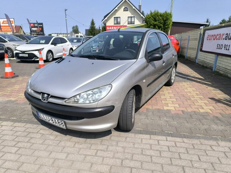 Peugeot 206 1.1i Benzyna