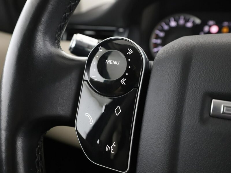 Land Rover Discovery Sport 2.0 Td4 Mild-Hybrid AWD Tempomat Nawigacja El.Fotele Skóra Kamera LED