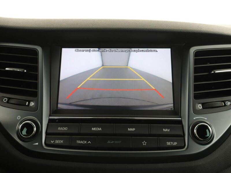 Hyundai Tucson navi klima auto grzane fotele kamera i czujniki parkowania III (2015-2020)