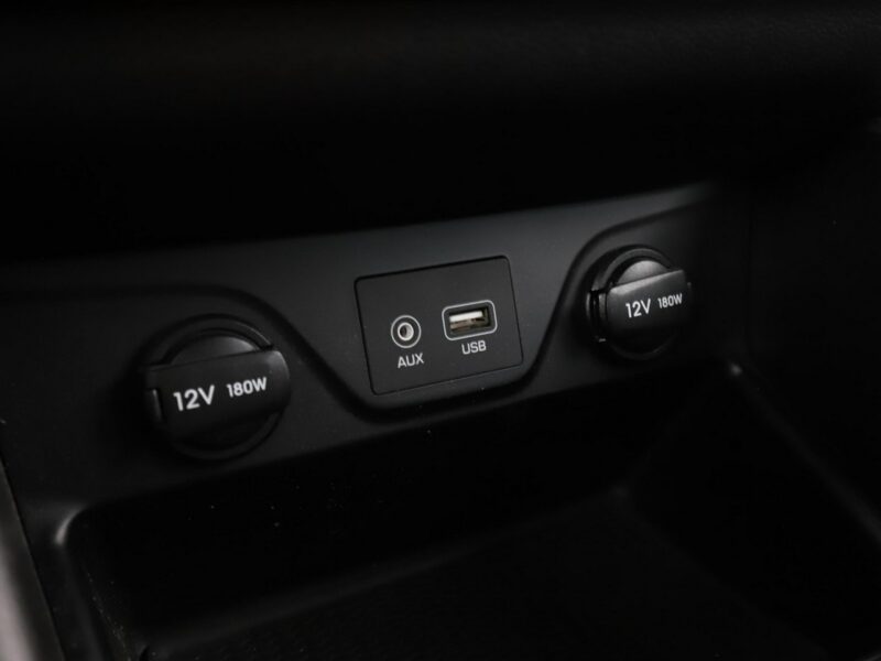 Hyundai Tucson navi klima auto grzane fotele kamera i czujniki parkowania III (2015-2020)