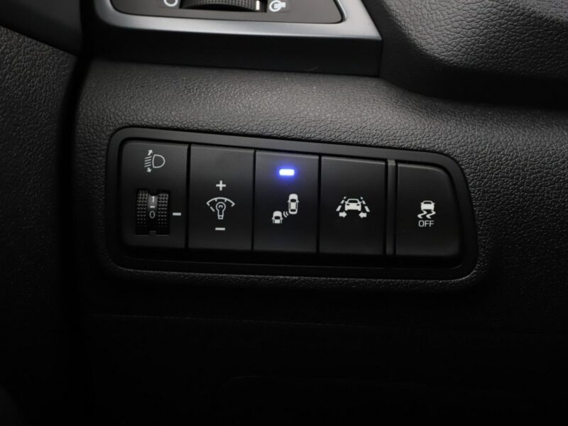 Hyundai Tucson navi klima auto grzane fotele kamera i czujniki parkowania III (2015-2020)