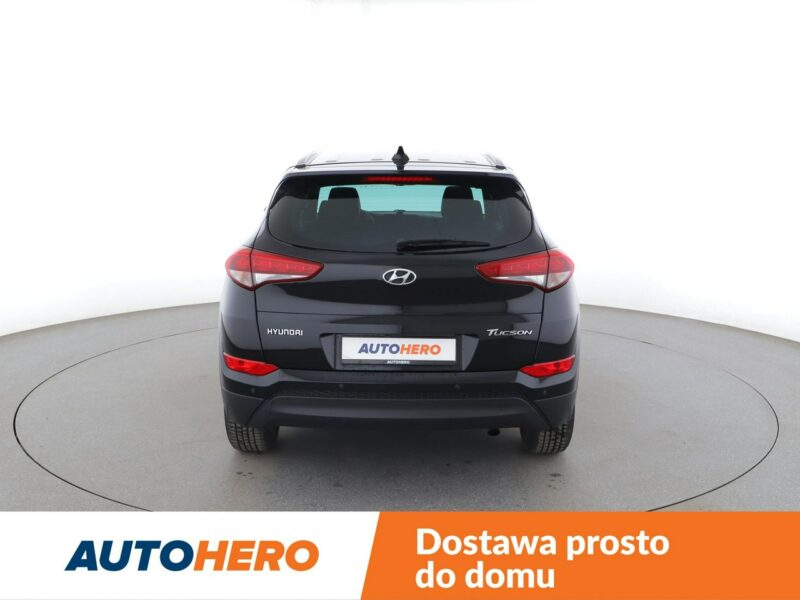 Hyundai Tucson navi klima auto grzane fotele kamera i czujniki parkowania III (2015-2020)