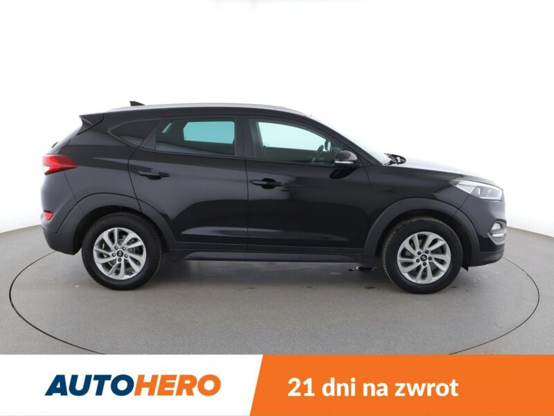 Hyundai Tucson navi klima auto grzane fotele kamera i czujniki parkowania III (2015-2020)