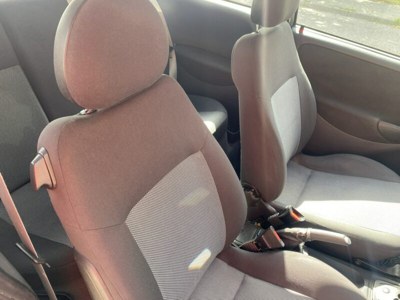 Opel Corsa Automat, klimatronik, benzyna 1,2 podgrz. fotele, isofix, zadbany C (2000-2006)