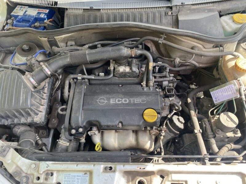 Opel Corsa Automat, klimatronik, benzyna 1,2 podgrz. fotele, isofix, zadbany C (2000-2006)
