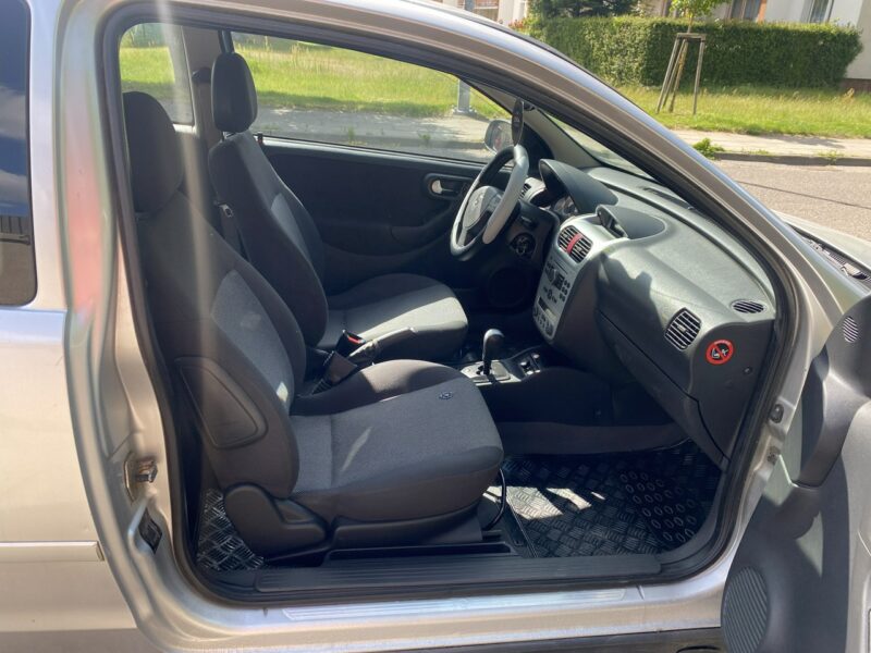 Opel Corsa Automat, klimatronik, benzyna 1,2 podgrz. fotele, isofix, zadbany C (2000-2006)