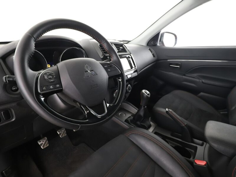 Mitsubishi ASX Xenon grzane fotele półskóra navi bluetooth