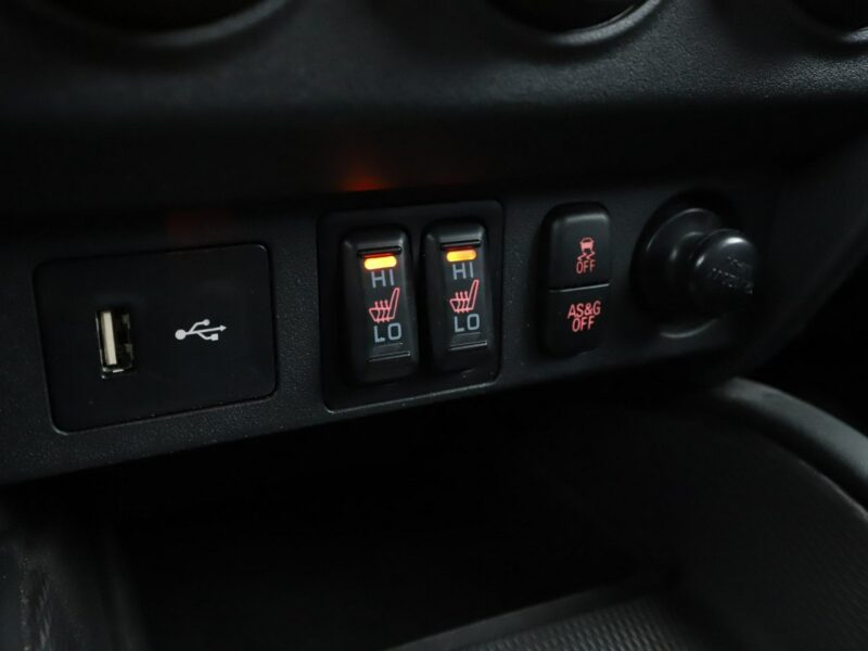 Mitsubishi ASX Xenon grzane fotele półskóra navi bluetooth