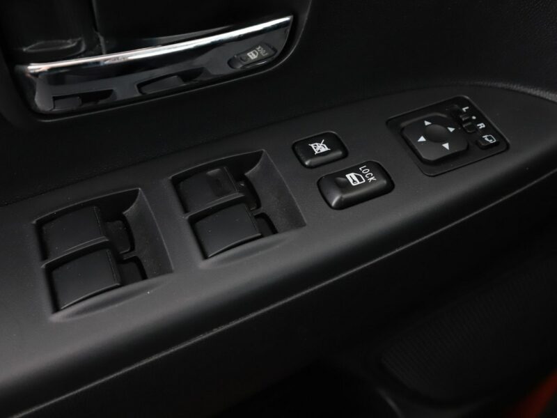 Mitsubishi ASX Xenon grzane fotele półskóra navi bluetooth