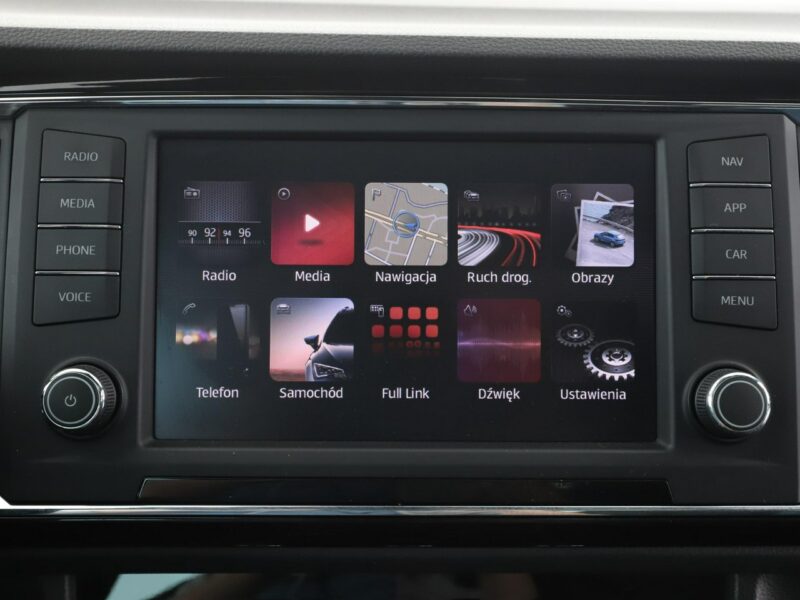 Seat Ateca Xcellence automat 4x4 alcantara panorama navi grzane fotele kamera ACC