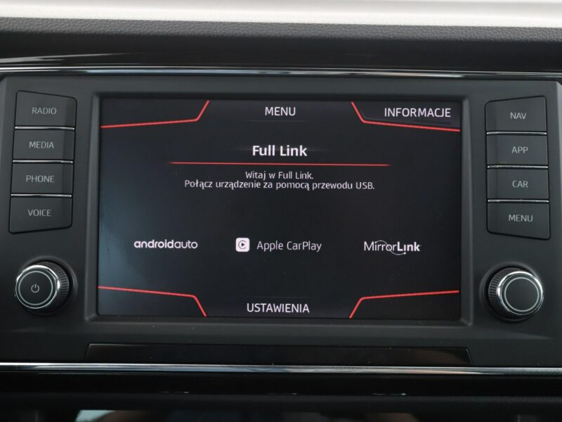 Seat Ateca Xcellence automat 4x4 alcantara panorama navi grzane fotele kamera ACC
