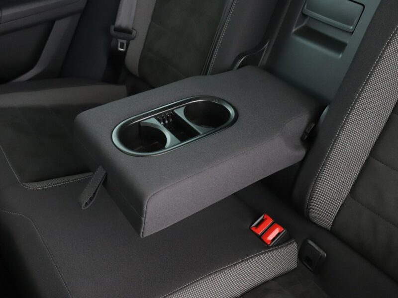 Seat Ateca Xcellence automat 4x4 alcantara panorama navi grzane fotele kamera ACC