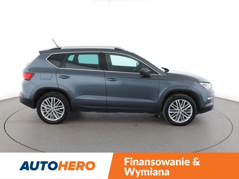 Seat Ateca Xcellence automat 4x4 alcantara panorama navi grzane fotele kamera ACC