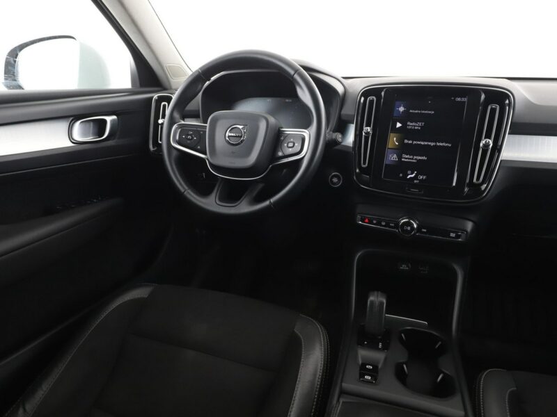 Volvo XC 40 FV23% Business Plus automat 4x4 navi PDC-kamera LED tempomat