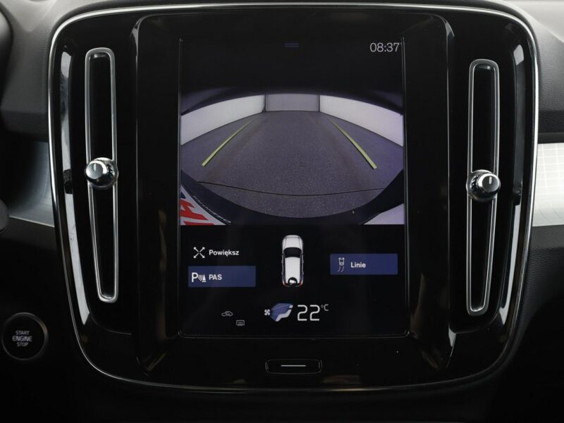 Volvo XC 40 FV23% Business Plus automat 4x4 navi PDC-kamera LED tempomat