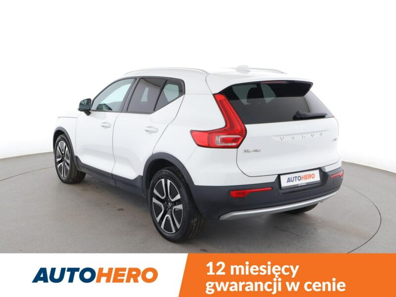 Volvo XC 40 FV23% Business Plus automat 4x4 navi PDC-kamera LED tempomat