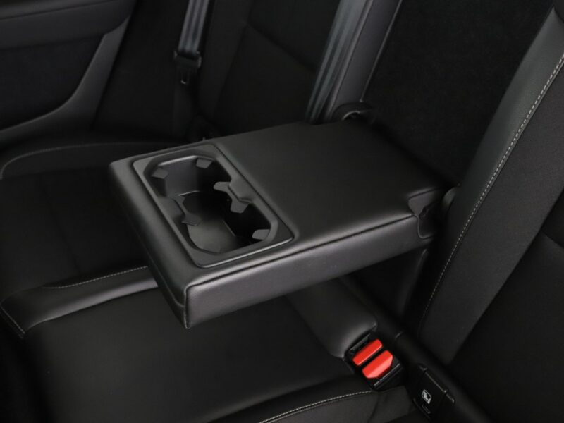 Volvo XC 40 FV23% Business Plus automat 4x4 navi PDC-kamera LED tempomat