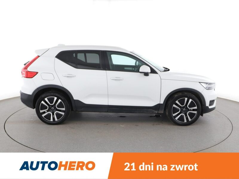 Volvo XC 40 FV23% Business Plus automat 4x4 navi PDC-kamera LED tempomat