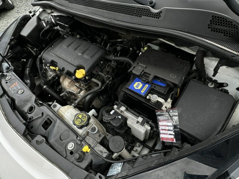 Opel Corsa 1.4 Benzyna Zarejestrowany Ubezpieczony E (2014-)