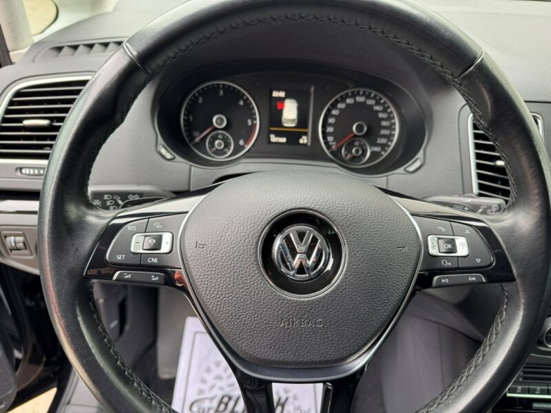 Volkswagen Sharan PROMOCJA cenowa - Pisemna Gwarancja 12 miesięcy II (2010-)