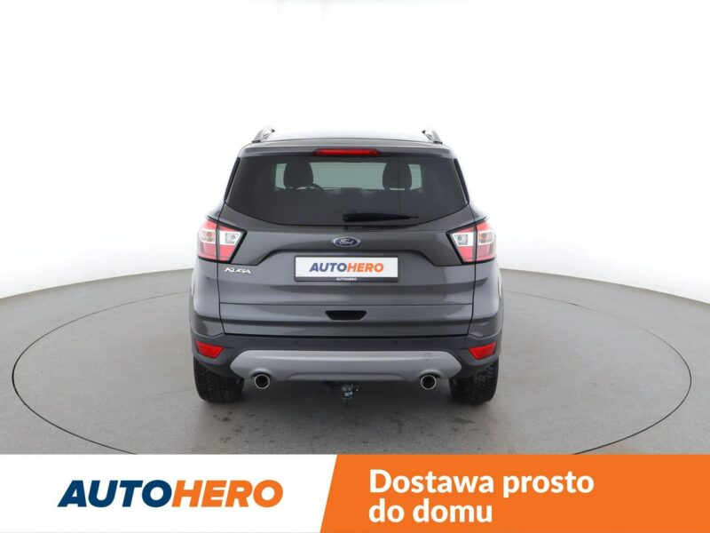 Ford Kuga niski przebieg, navi klima auto grzane fotele czujniki parkowania II (2012-)
