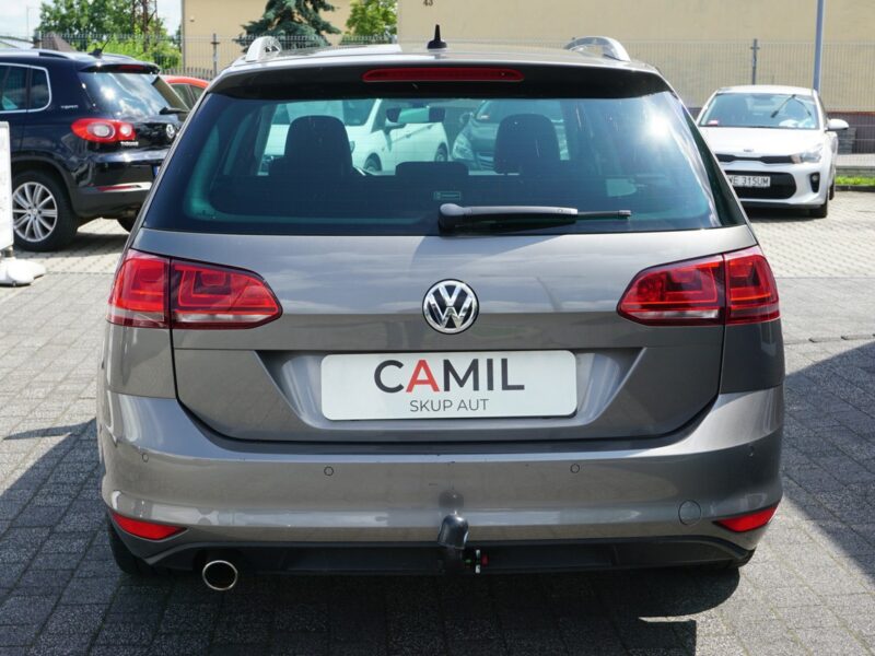 Volkswagen Golf zarejestrowany, ubezpieczony VII (2012-)