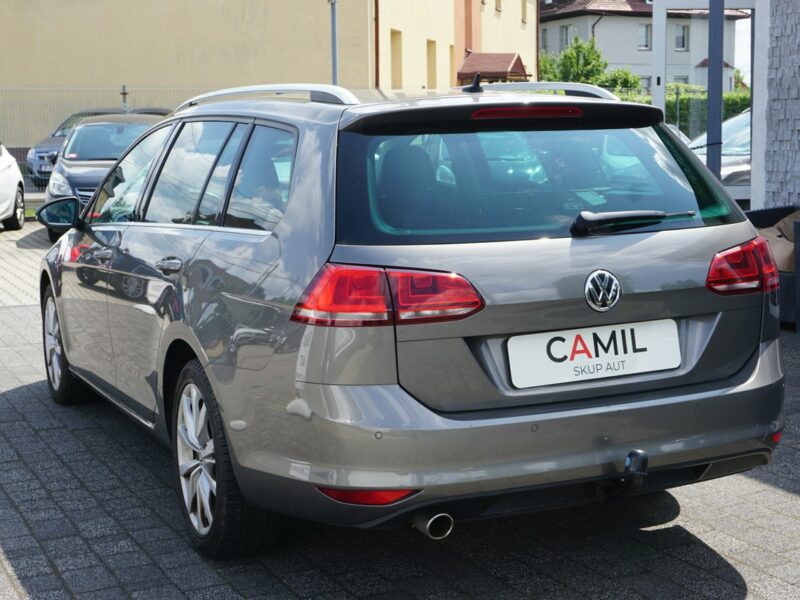 Volkswagen Golf zarejestrowany, ubezpieczony VII (2012-)