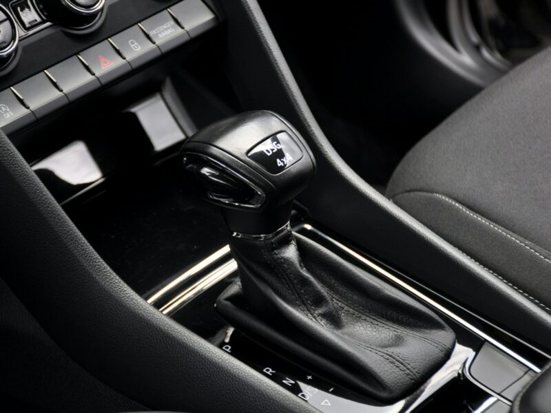 Škoda Karoq 2.0TDI(150KM)*4x4*Led*Navi*Kamera*Klimatronik*Reling*Welur*Alu17"ASO