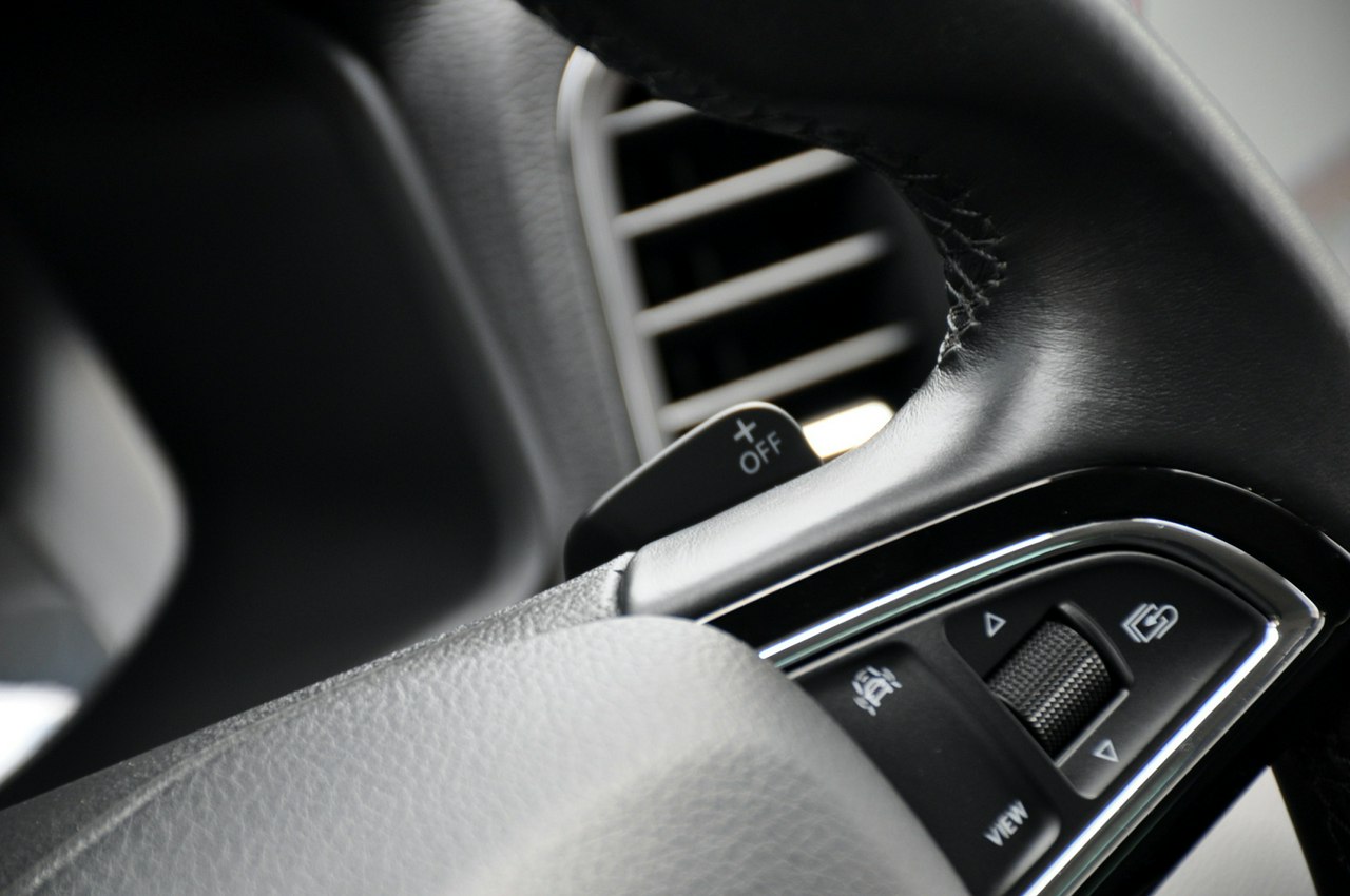 Škoda Karoq 2.0TDI(150KM)*4x4*Led*Navi*Kamera*Klimatronik*Reling*Welur*Alu17"ASO