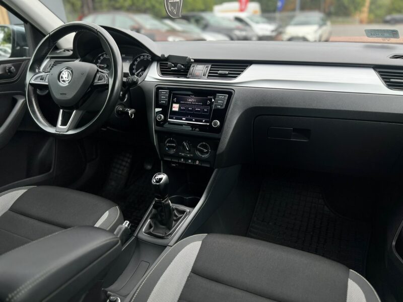 Škoda RAPID Salon Polska Bezwypadkowy Stan Bardzo Dobry Gwarancja 12 miesięcy