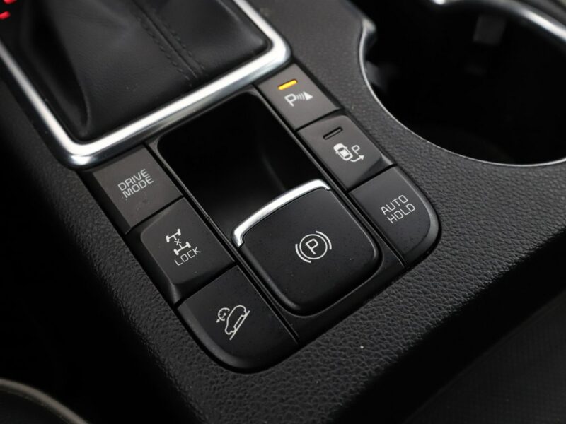 Kia Sportage 4X4 Automat Panorama Navi Klimatyzacja Podgrzewane fotele Skórzana tap IV (2016-2021)