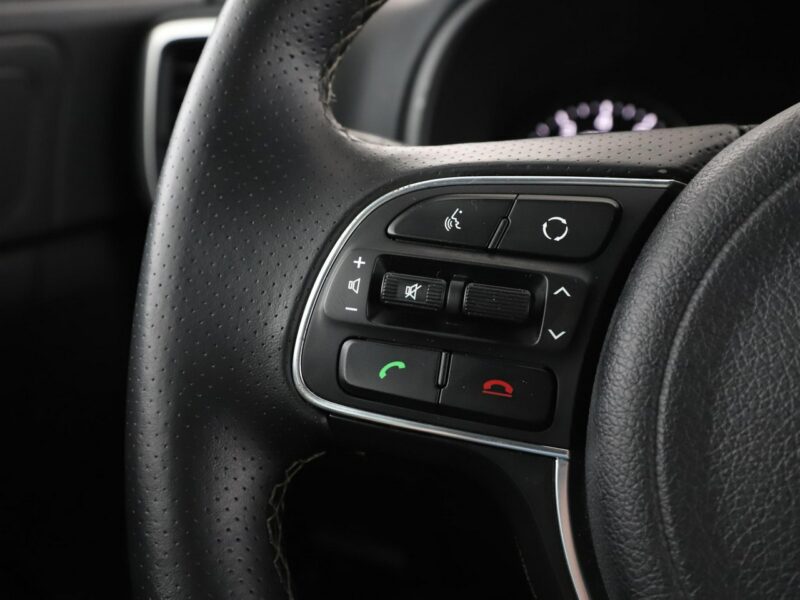 Kia Sportage 4X4 Automat Panorama Navi Klimatyzacja Podgrzewane fotele Skórzana tap IV (2016-2021)